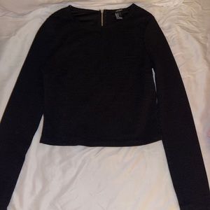 BLACK LONG SLEEVE